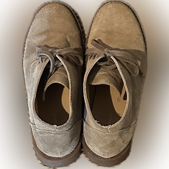 Banana Republic Chukka Boot - Picture 2 of 5